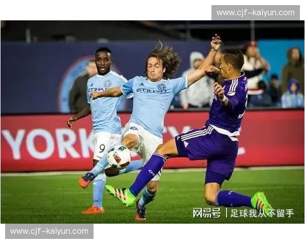 冰与火的城市博弈：当多伦多的摩登寒意遇见奥兰多的热带幻想